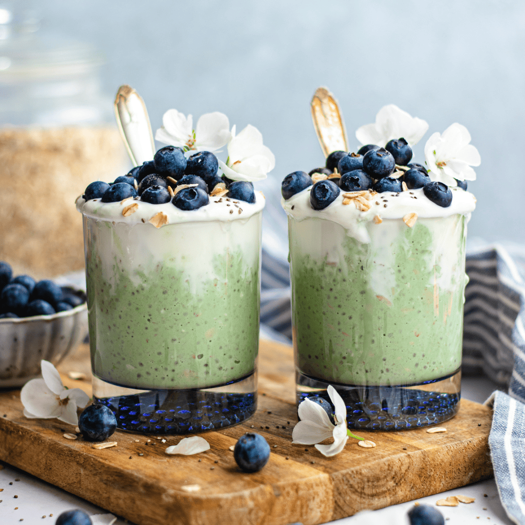 YOOCHA MATCHA Chia Oatmeal Recipe

Get ready to stir our some magic in your kitchen with our easy-to-follow matcha recipe